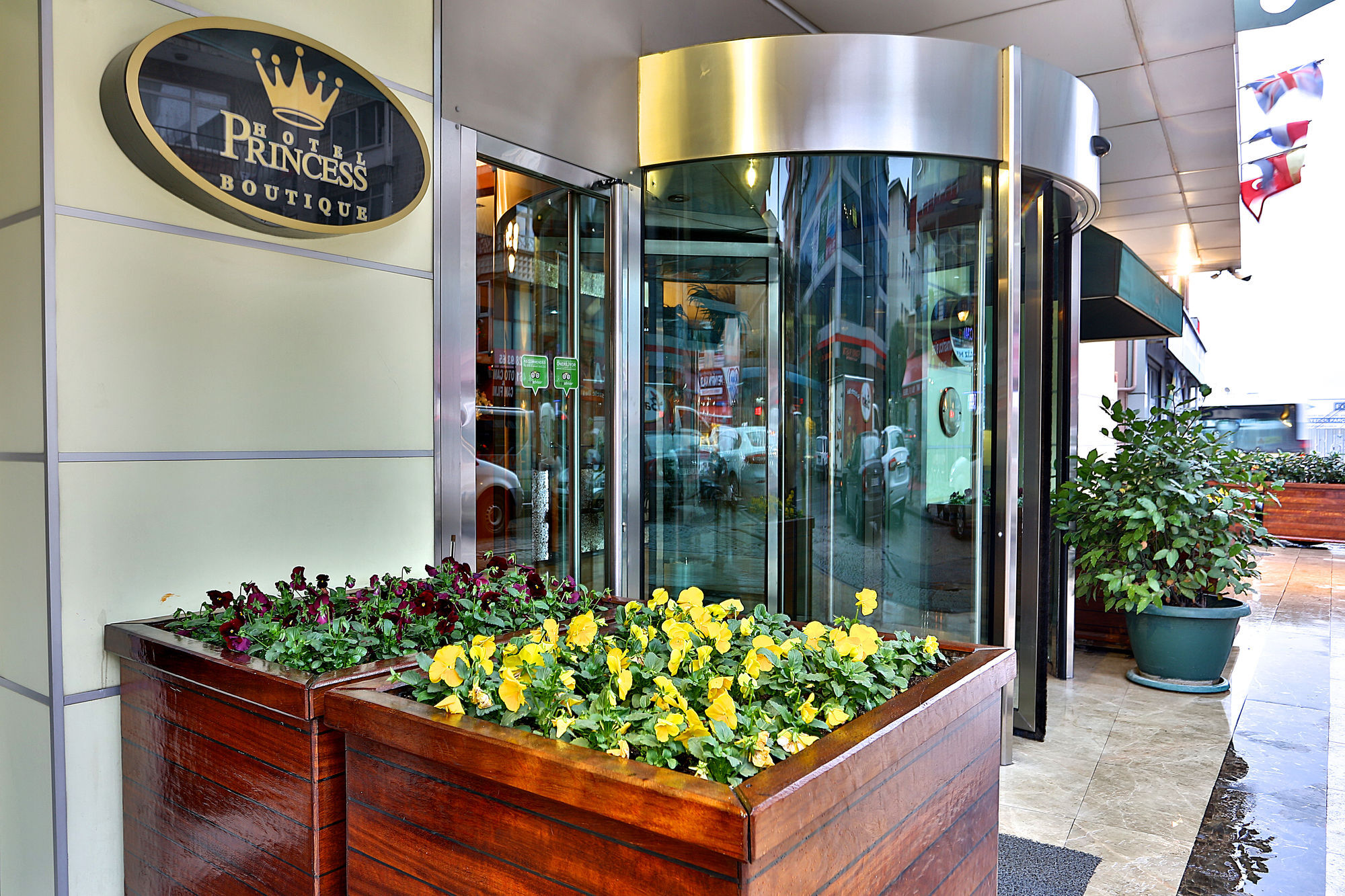 Princess Boutique 4*