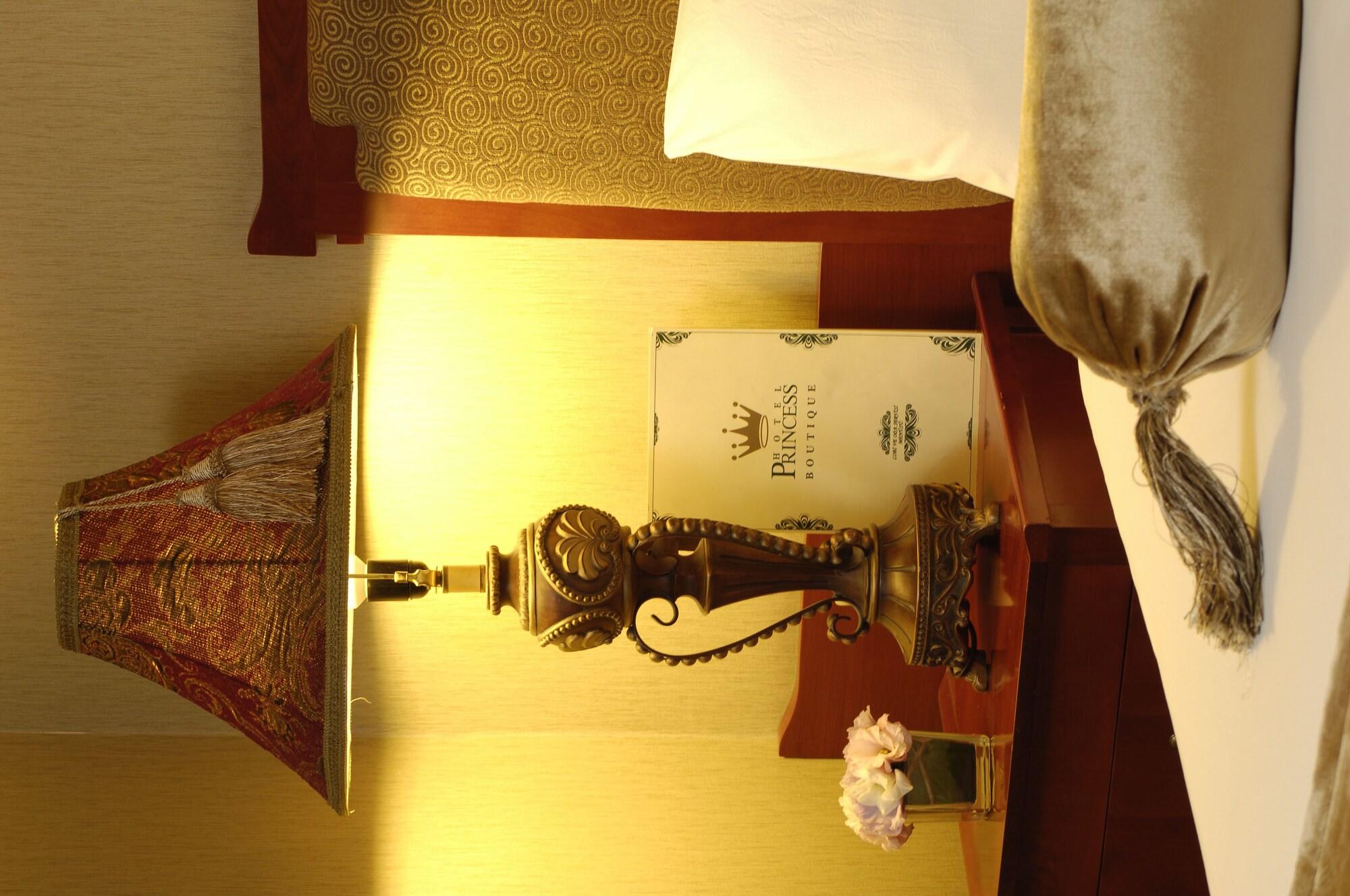 Princess Boutique 4*